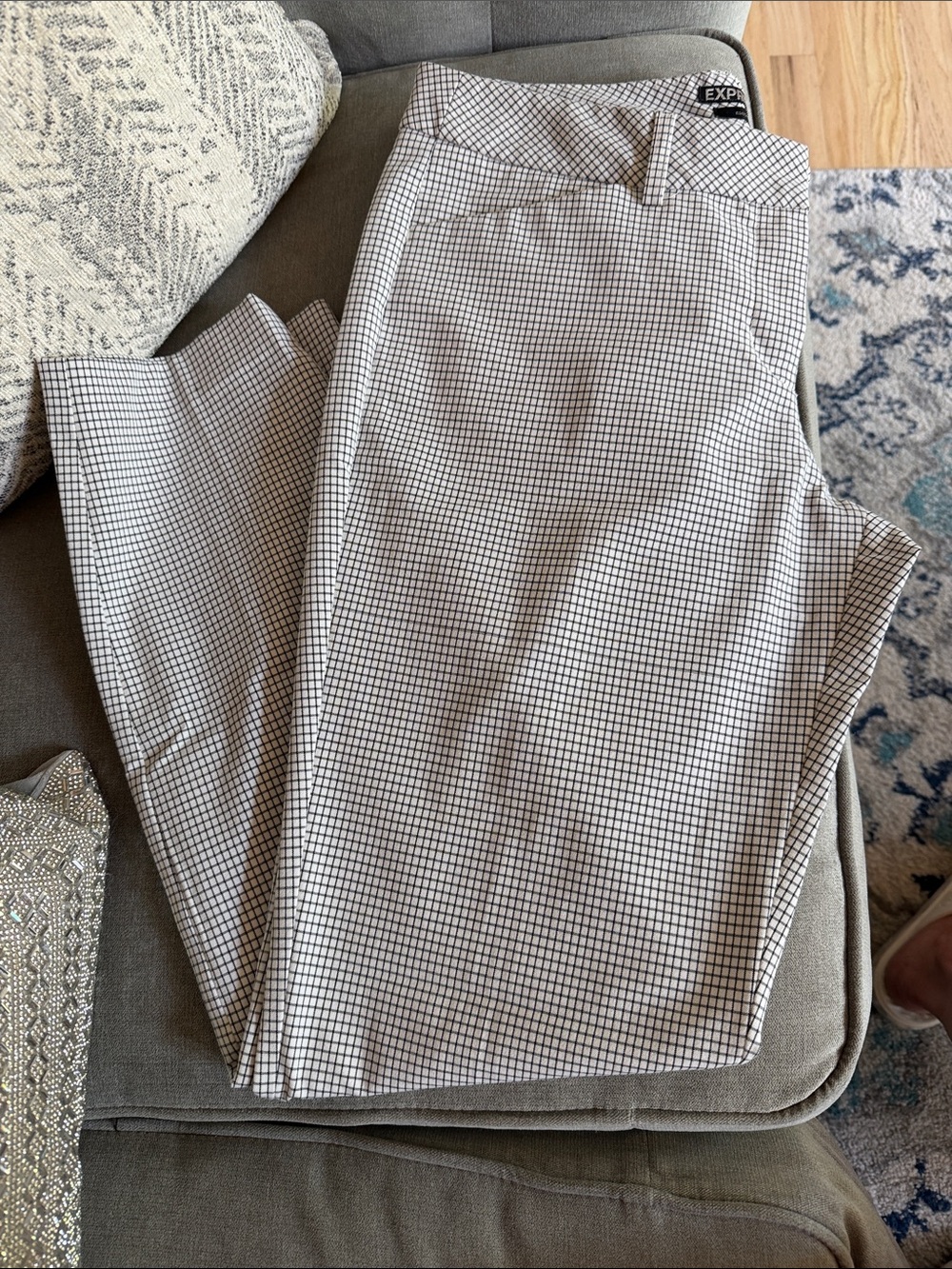 Express Women's Editor Black & White Checked Dress Pants Sz 6R